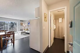 1565 NW Wall St, Bend, OR 97703 - Photo 5