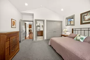 814 Steepleview Dr, Jacksonville, OR 97530 - Photo 37