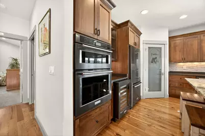 814 Steeple View Drive, Jacksonville, OR 97530 - Photo 31