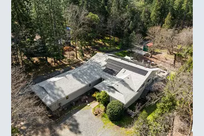 287 Surrey Drive, Grants Pass, OR 97526 - Photo 3