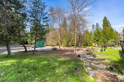 287 Surrey Drive, Grants Pass, OR 97526 - Photo 23