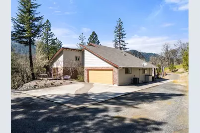 4490 Foots Creek Right Fork Road, Gold Hill, OR 97525 - Photo 69