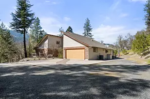 4490 Foots Creek Right Fork Rd, Gold Hill, OR 97525 - Photo 3