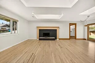 325 Taylor St, Ashland, OR 97520 - Photo 5