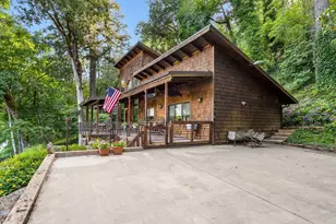 4941 Riverbanks Rd, Grants Pass, OR 97527 - Photo 41