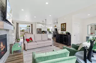 3811 Coal Mine Rd, Medford, OR 97504 - Photo 7