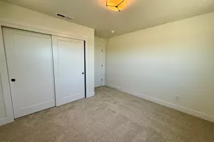 21404 SE Krakatoa Ct, Bend, OR 97702 - Photo 27