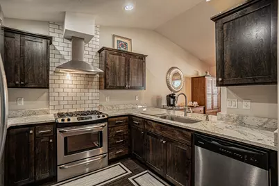 583 Plum Ridge Court, Ashland, OR 97520 - Photo 11