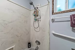 9780 Monument Dr, Grants Pass, OR 97526 - Photo 17