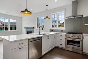 19114 Trailhead Ct, Bend, OR 97702 - Photo 9