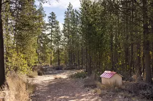 50878 Hwy 97, La Pine, OR 97739 - Photo 29