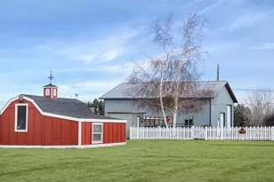 21435 Modoc Ln, Bend, OR 97702 - Photo 7