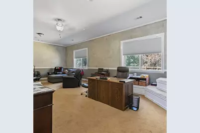 9011 Monument Drive, Grants Pass, OR 97526 - Photo 19