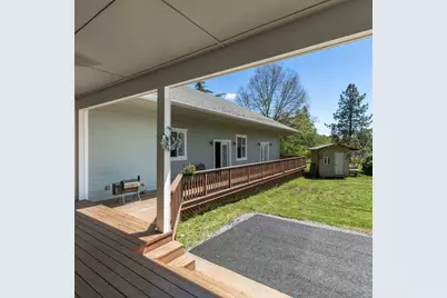 9011 Monument Drive, Grants Pass, OR 97526 - Photo 7