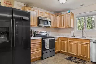 9011 Monument Dr, Grants Pass, OR 97526 - Photo 47