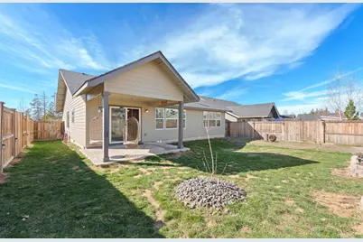 270 NW 33rd Street, Redmond, OR 97756 - Photo 27