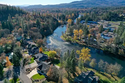 1025 Anglers Place, Shady Cove, OR 97539 - Photo 19