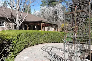 1025 Anglers Pl, Shady Cove, OR 97539 - Photo 39