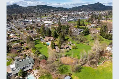 1345 NE 9th Street, Grants Pass, OR 97526 - Photo 63