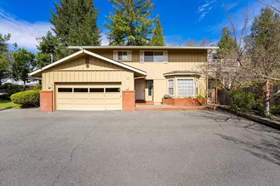 1345 NE 9th Street, Grants Pass, OR 97526 - Photo 3