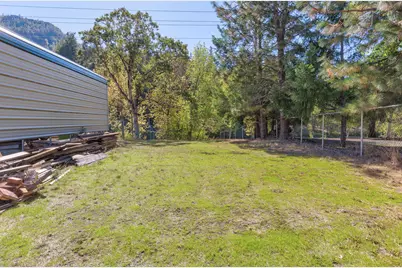 26268 Oregon 62, Trail, OR 97541 - Photo 13