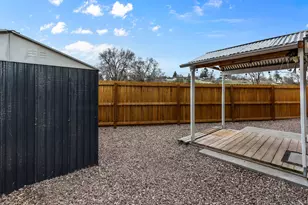 871 NE 6th St, Prineville, OR 97754 - Photo 17