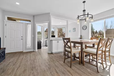 997 SE Shadowood Drive, Bend, OR 97702 - Photo 9