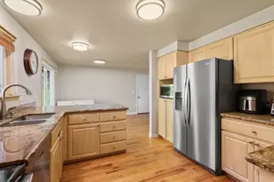 1438 Summit Loop, Grants Pass, OR 97527 - Photo 13