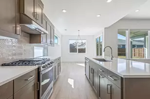 4065 SW 47th St, Redmond, OR 97756 - Photo 9