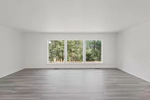 1100 Cantrall Rd, Jacksonville, OR 97530 - Photo 7