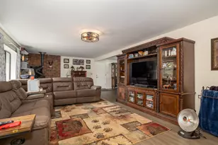 1000 Lawrence Ln, Merlin, OR 97532 - Photo 11