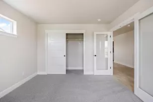 308 NW Monte Vis Ave, Madras, OR 97741 - Photo 17