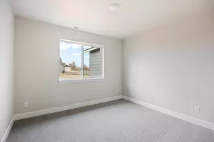 308 NW Monte Vis Ave, Madras, OR 97741 - Photo 19