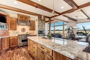 64146 Pioneer Loop, Bend, OR 97701 - Photo 17