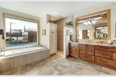 64146 Pioneer Loop, Bend, OR 97701 - Photo 23