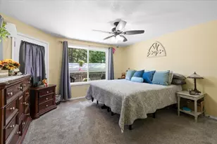 8081 W Evans Creek Rd, Rogue River, OR 97537 - Photo 23