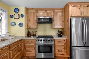 8081 W Evans Creek Rd, Rogue River, OR 97537 - Photo 17