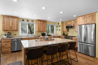 8081 W Evans Creek Road, Rogue River, OR 97537 - Photo 17