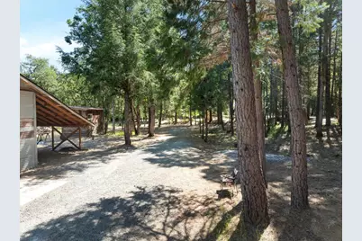 8081 W Evans Creek Road, Rogue River, OR 97537 - Photo 41