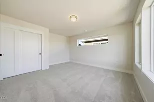 21424 SE Krakatoa Ct, Bend, OR 97702 - Photo 33