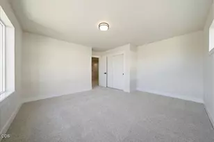 21424 SE Krakatoa Ct, Bend, OR 97702 - Photo 31