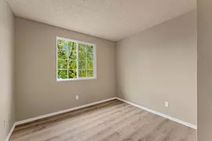 1215 W Main St, Medford, OR 97501 - Photo 19