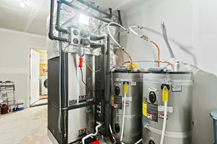 466 Three Pines Rd, Grants Pass, OR 97526 - Photo 29