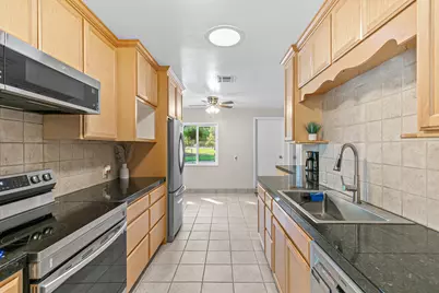 1380 Rogue River Highway, Gold Hill, OR 97525 - Photo 15