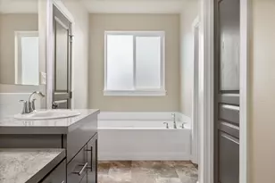 2433 NW Hazelwood Ave, Redmond, OR 97756 - Photo 23