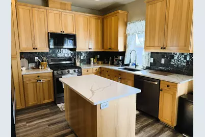 7530 Andrew Drive, Klamath Falls, OR 97603 - Photo 9