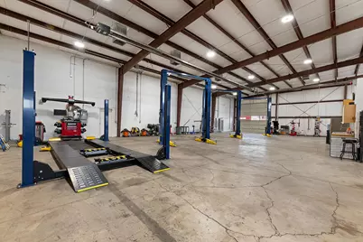 6062 Crater Lake Avenue, Central Point, OR 97502 - Photo 7