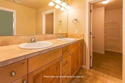 20491 Brentwood Avenue, Bend, OR 97702 - Photo 9