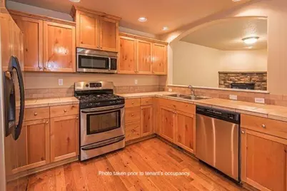 20491 Brentwood Avenue, Bend, OR 97702 - Photo 5