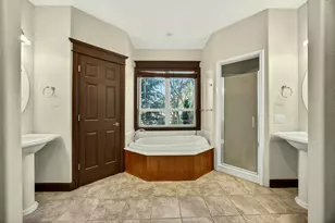 112 Monterey, Medford, OR 97504 - Photo 23